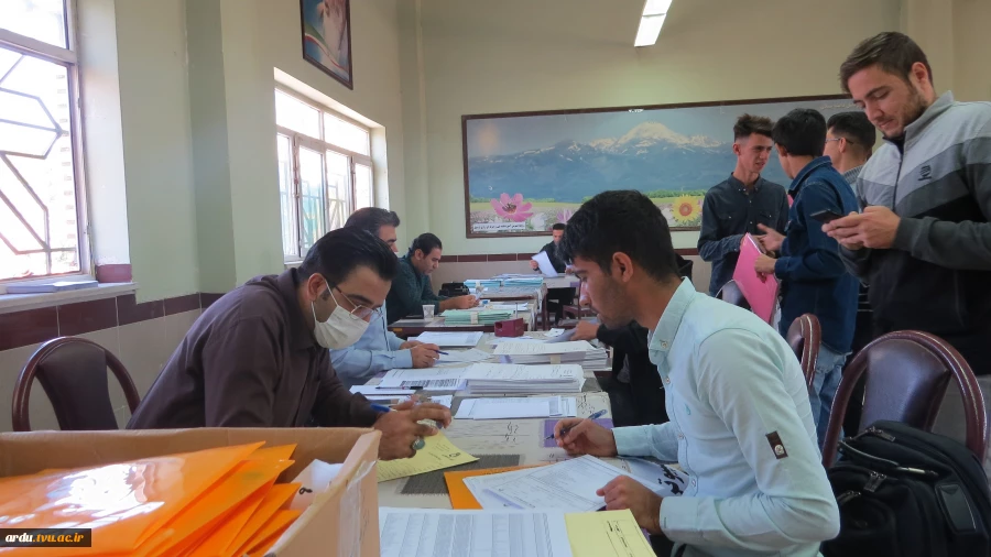 آعاز ثبت نام حضوری و تکمیل مدارک از پذیرفته شدگان آموزشکده فنی و حرفه ای پسران اردبیل 11