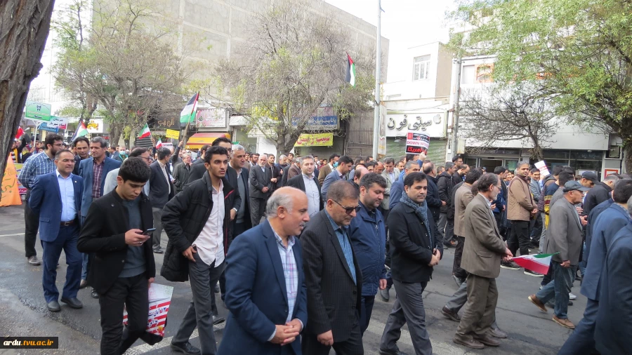 گزارش تصویری-حضور مسئولین، اساتید، کارکنان و دانشجویان دانشگاه فنی و حرفه ای استان اردبیل در راهپیمایی و اجتماع مردمی 13 آبان 8