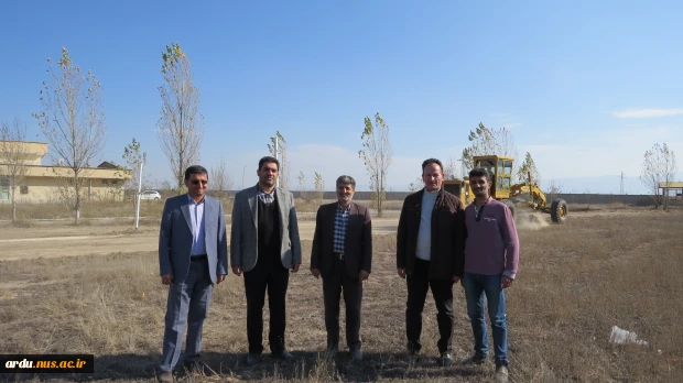 گزارش تصویری از عملیات محوطه سازی و تسطیح زمین والیبال آموزشکده فنی و حرفه ای پسران اردبیل 2