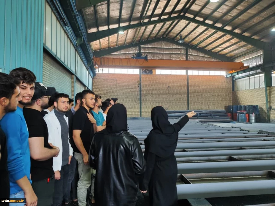 در قالب طرح راهیان پیشرفت؛
دانشجویان رشته کاردانی عمران از شرکت آسمان سوله بازدید کردند 2