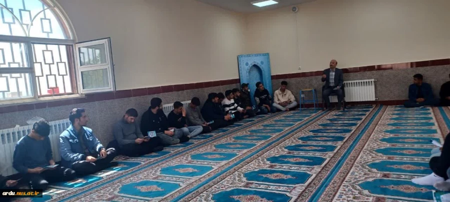 اجرای برنامه‌های هدایت تحصیلی و ارتقای سطح آگاهی هنرجویان هنرستان ها 15