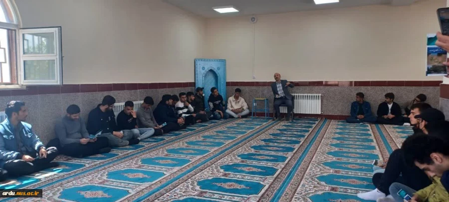 اجرای برنامه‌های هدایت تحصیلی و ارتقای سطح آگاهی هنرجویان هنرستان ها 16