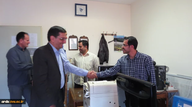 بازدید و تبریک رئیس دانشگاه ملی مهارت واحد استانی اردبیل به مناسبت روز کارمند 18