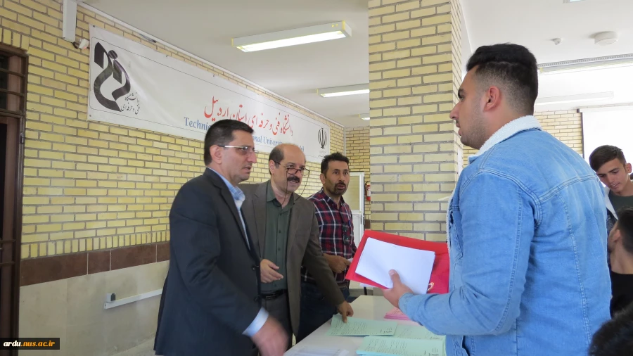 گزارش تصویری اولین روز ثبت نام دانشجویان ورودی جدید سال ۱۴۰۴ در آموزشکده پسران اردبیل (رازی) 2